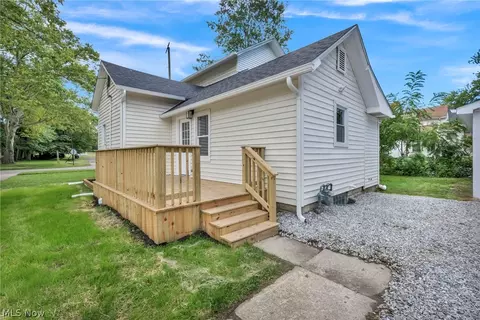 Exterior - 903 W 58th St, Ashtabula, OH 44004 photo 1 of 4