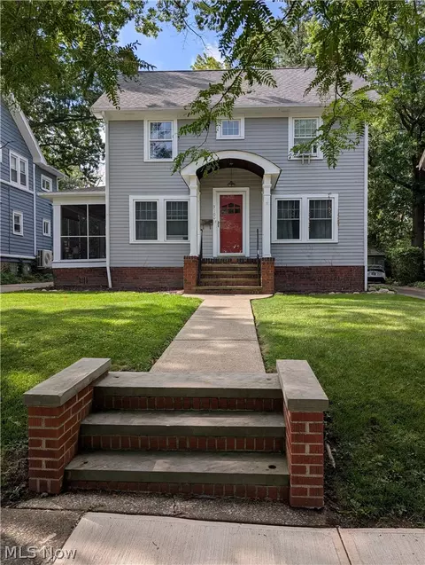 3100 Corydon Rd, Cleveland Heights, OH 44118