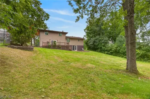 Exterior - 6613 Brookside Rd, Independence, OH 44131 photo 6 of 9