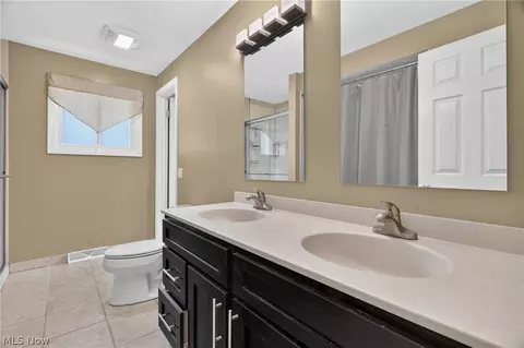 Bath - 6613 Brookside Rd, Independence, OH 44131 photo 2 of 4