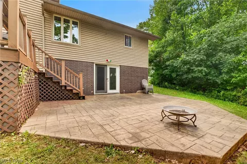 Exterior - 6613 Brookside Rd, Independence, OH 44131 photo 7 of 9