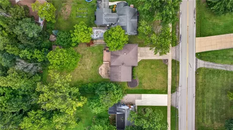 View/Area - 6613 Brookside Rd, Independence, OH 44131 photo 2 of 4