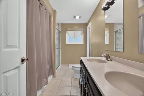 Bath - 6613 Brookside Rd, Independence, OH 44131 photo 4 of 4