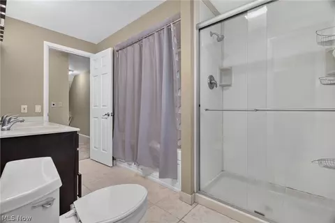 Bath - 6613 Brookside Rd, Independence, OH 44131 photo 3 of 4