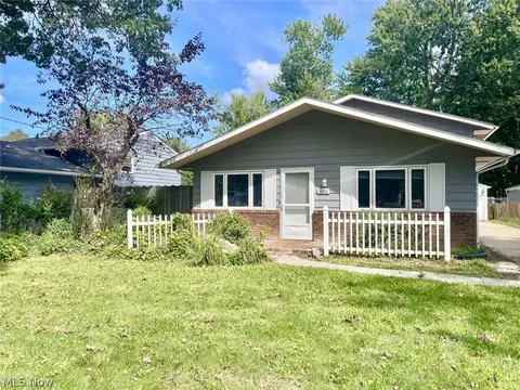 4885 Lear Nagle Rd, North Ridgeville, OH 44039