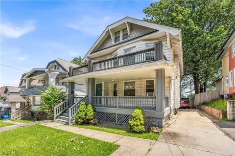 3261 W 88th St, Cleveland, OH 44102