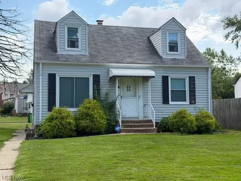 310 Grand Blvd, Bedford, OH 44146