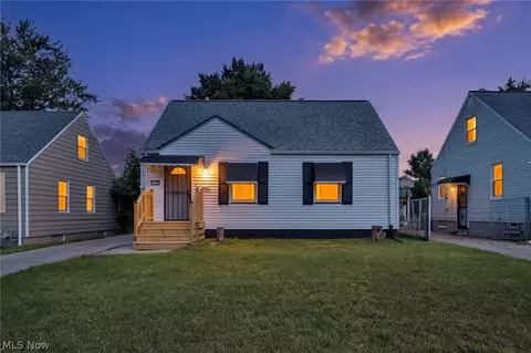 17419 Lotus Dr, Cleveland, OH 44128
