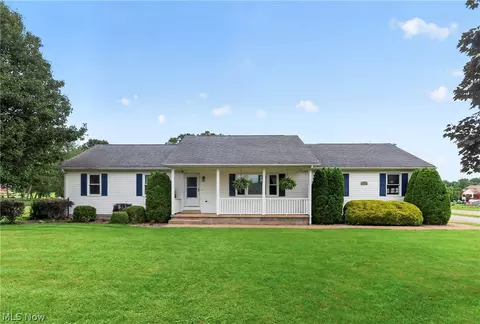 46170 Crestview Rd, New Waterford, OH 44445