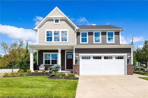 6100 James Dr, Lorain, OH 44053