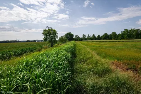 3835 County Road 147, Woodville, OH 43416