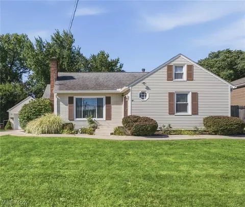 1743 Jefferson Rd NE, Massillon, OH 44646