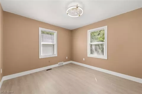 Bedroom - 399 Olive St, Elyria, OH 44035 photo 1 of 2