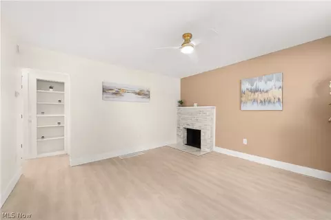 Living - 399 Olive St, Elyria, OH 44035 photo 4 of 5