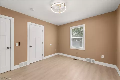 Bedroom - 399 Olive St, Elyria, OH 44035 photo 2 of 2