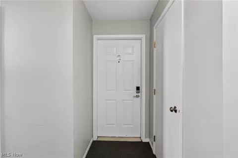 Entry Way - 7349 Eisenhower Dr #2, Boardman, OH 44512 photo 3 of 5