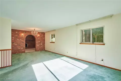 1170 N Plainview Dr, Copley, OH 44321 photo 6