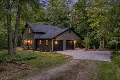 5819 Lance Rd, Medina, OH 44256