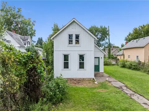 3417 Wade Ave, Cleveland, OH 44113