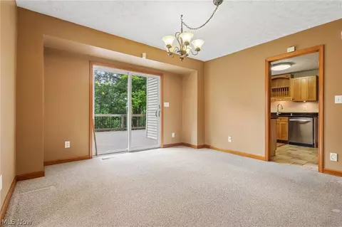 Living - 955 E Schaaf Rd, Brooklyn Heights, OH 44131 photo 4 of 5