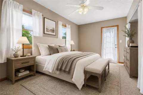 Bedroom - 955 E Schaaf Rd, Brooklyn Heights, OH 44131 photo 3 of 4