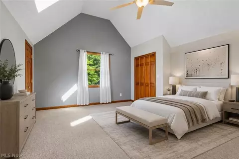 Bedroom - 955 E Schaaf Rd, Brooklyn Heights, OH 44131 photo 1 of 4
