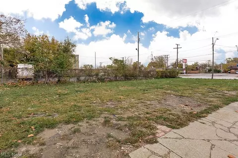 12601 Saint Clair Ave, Cleveland, OH 44108