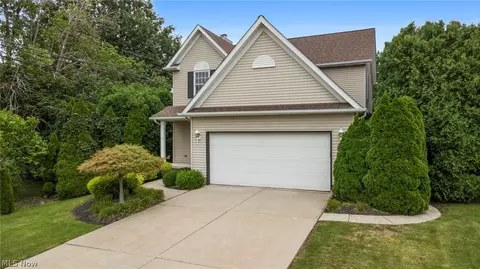 Exterior - 29008 Uxbridge Dr, Willowick, OH 44095 photo 4 of 4
