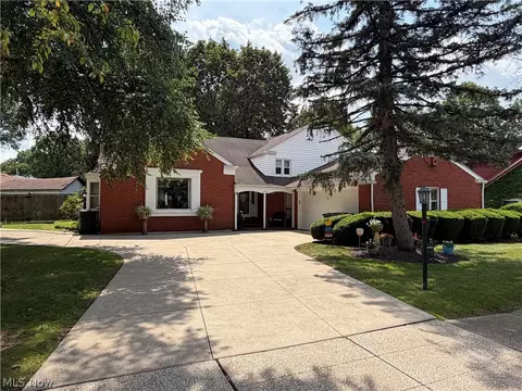 640 Harrison Ave, Akron, OH 44314