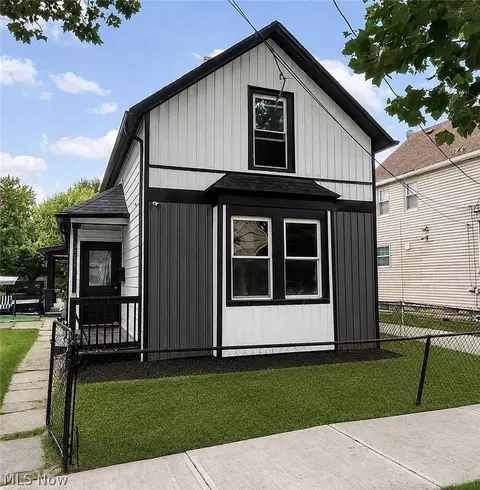 5811 Madison Ave, Cleveland, OH 44102