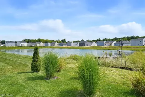 306 River Run Dr, Elyria, OH 44035 photo 42