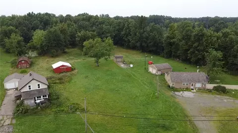 3039 N Parkman Ave, Warren, OH 44481