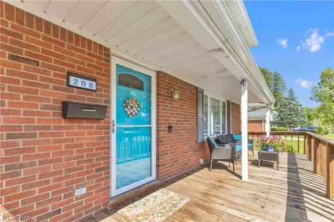 Exterior - 208 Georgia Ave, Elyria, OH 44035 photo 1 of 7