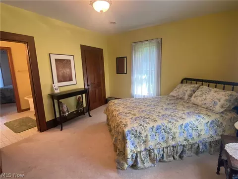 Bedroom - 100 Stratton Ln, Flushing, OH 43977 photo 6 of 9