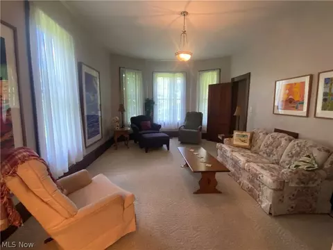Living - 100 Stratton Ln, Flushing, OH 43977 photo 1 of 2