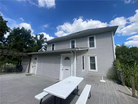 Exterior - 100 Stratton Ln, Flushing, OH 43977 photo 2 of 9