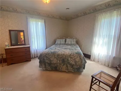 Bedroom - 100 Stratton Ln, Flushing, OH 43977 photo 4 of 9