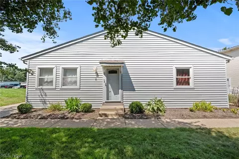 2542 Royal County Down #A, Uniontown, OH 44685