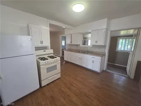Kitchen - 123 E 35th St, Lorain, OH 44055 photo 1 of 1