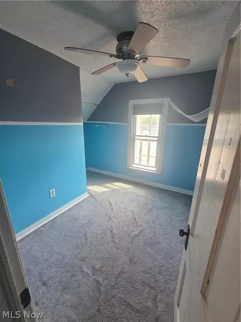 Bedroom - 123 E 35th St, Lorain, OH 44055 photo 2 of 2