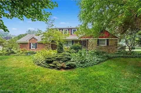 370 Kimberly Rd, Akron, OH 44313
