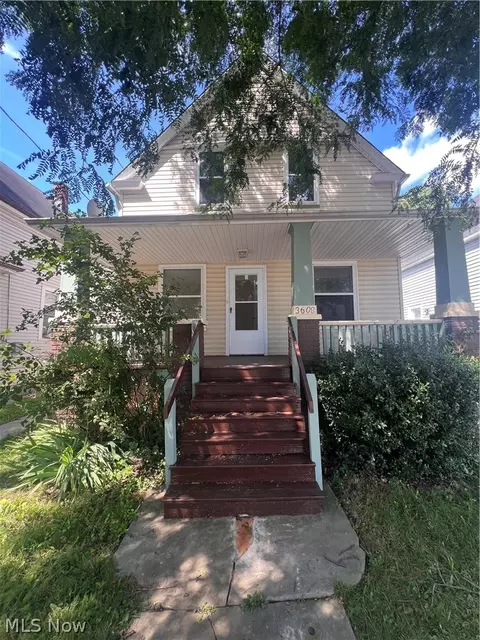 3608 W 47th St, Cleveland, OH 44102