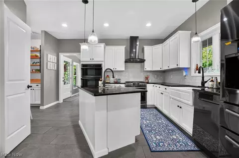 Kitchen - 2099 S Ridge Rd E, Ashtabula, OH 44004 photo 1 of 3