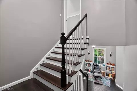 Entry Way - 2099 S Ridge Rd E, Ashtabula, OH 44004 photo 4 of 9