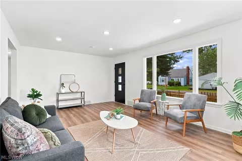 Living - 4450 7th St NW, Canton, OH 44708 photo 2 of 3