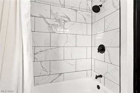 Bath - 4450 7th St NW, Canton, OH 44708 photo 2 of 4