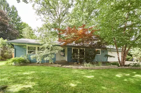 358 Sandhurst Rd, Akron, OH 44333