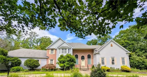 10665 Mount Royal Dr, Concord Twp, OH 44077