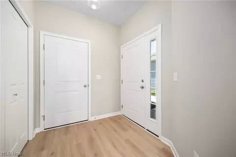 Entry Way - 111 Brunswick Dr, Elyria, OH 44035 photo 1 of 4