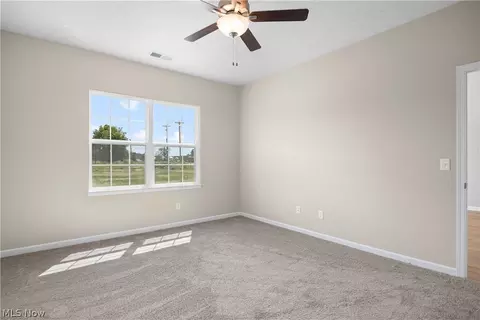 Bedroom - 111 Brunswick Dr, Elyria, OH 44035 photo 4 of 7